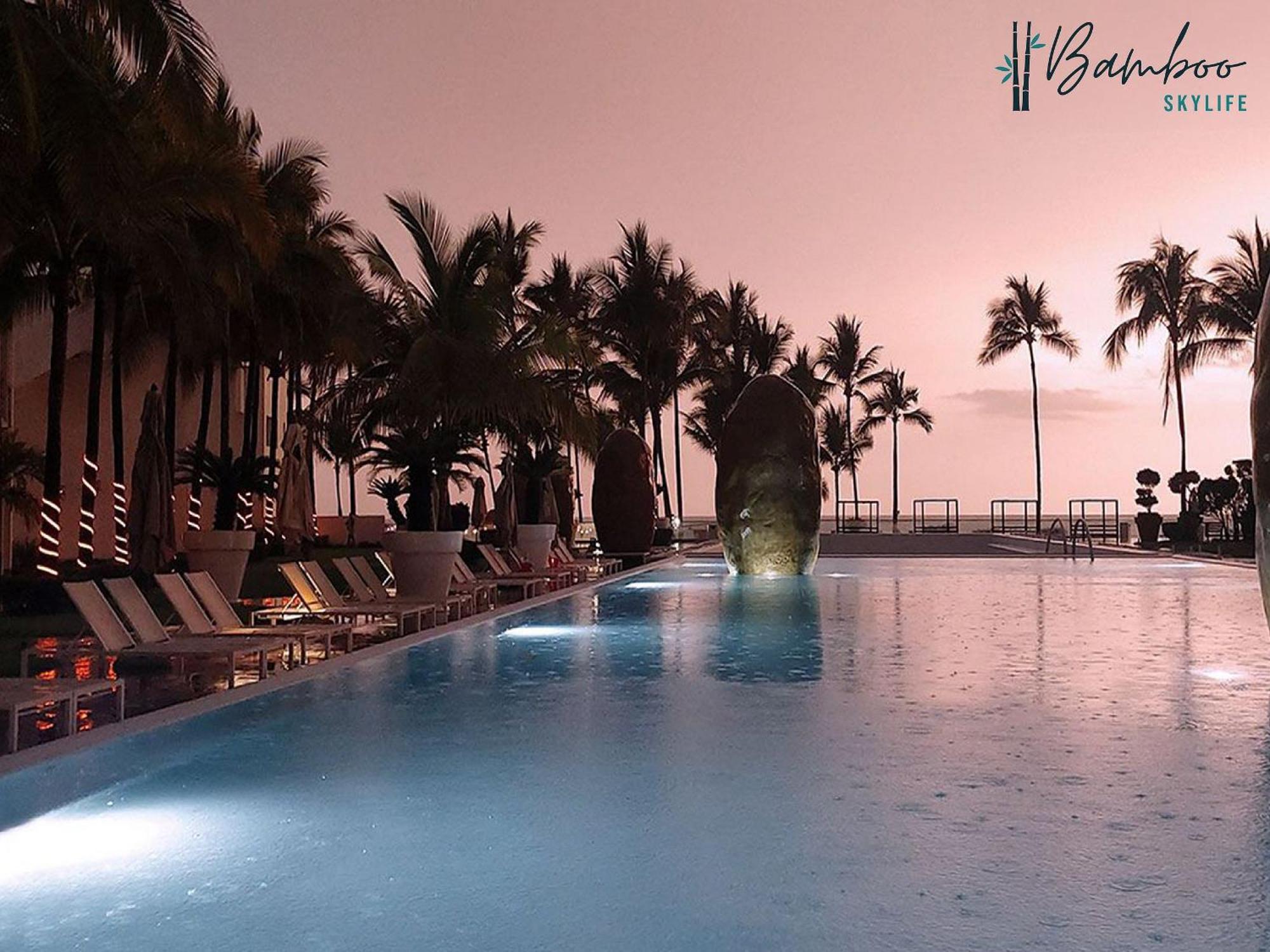 Icon Vallarta Beach Front By Bamboo Skylife Puerto Vallarta Buitenkant foto